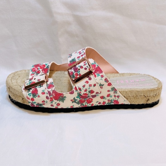 MANEBI x LOVESHACKFANCY Strawberry Floral Print Leather Espadrille Sandals - Picture 9 of 17
